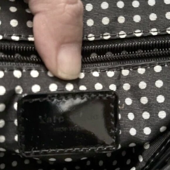 EUC Kate Spade Black and White Chevron Tote Bag - Picture 4 of 4